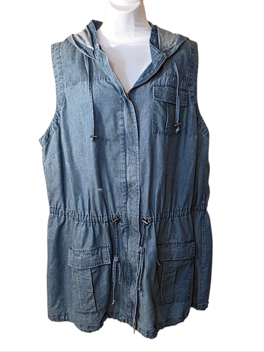SIGNATURE STUDIO Denim Utility Vest